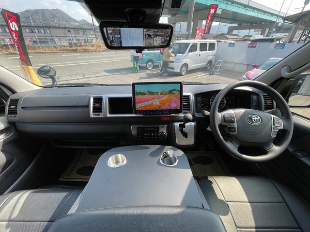 ハイエースワゴン ＧＬ　新車／４ＷＤ／アルパイン１１インチ／シートアレンジ／テーブル／ベッド／ＫＳＦ－Ｗ１／１２．８インチ後席モニター／マッドガード／オーバーフェンダー／車中泊仕様／キャンピングカー仕様／フルフラット（19枚目）