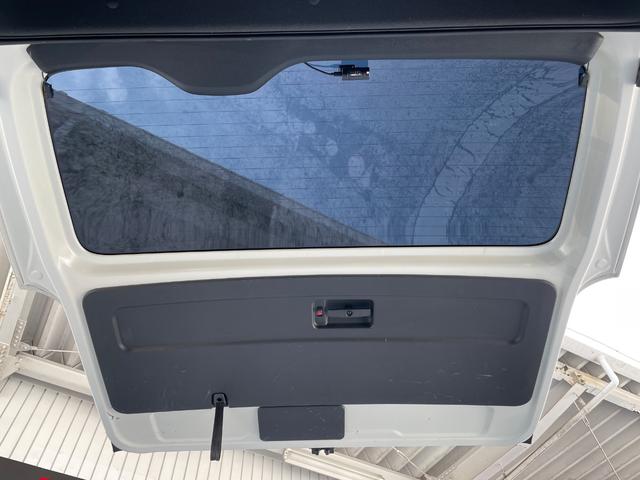 ハイエースバン スーパーＧＬ　ダークプライムＩＩ　ディーゼル車／ＷＡＬＤフルエアロ／両側パワースライド／小窓付ガラス／ゼロブレイク２０ＡＷ／ローダウン／リアウイング／ケンウッドナビ／ＥＴＣ／ドライブレコーダー／レーダー／バッドフェイスボンネットカバー（14枚目）