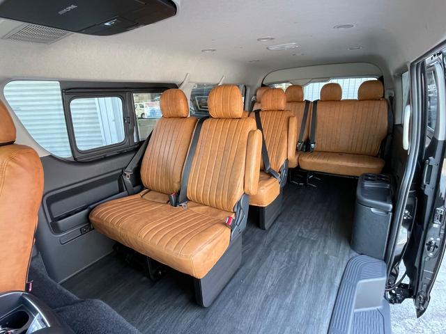 ハイエースワゴン ＧＬ　未登録新車／ＡＬＰＩＮＥ１１インチＢＩＧＸナビ／ＫＳＦブラックエディション／１２．８インチフリップダウンモニター／ＪＡＯＳスキッドバー／ＴＲＤマッドフラップ／キャメルシートカバー／ハイエースカスタム（7枚目）