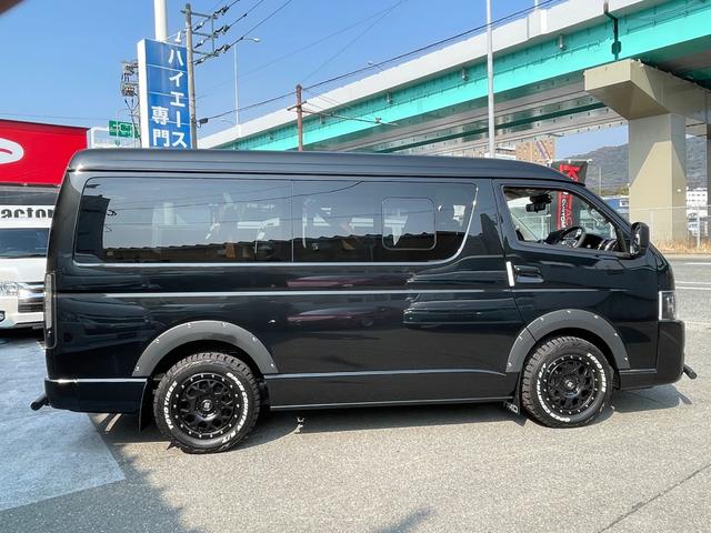 ハイエースワゴン ＧＬ　未登録新車／ＡＬＰＩＮＥ１１インチＢＩＧＸナビ／ＫＳＦブラックエディション／１２．８インチフリップダウンモニター／ＪＡＯＳスキッドバー／ＴＲＤマッドフラップ／キャメルシートカバー／ハイエースカスタム（15枚目）