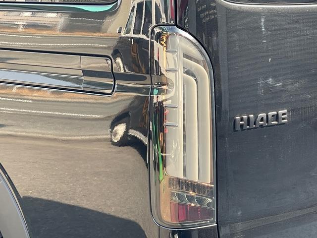 ハイエースワゴン ＧＬ　未登録新車／ＡＬＰＩＮＥ１１インチＢＩＧＸナビ／ＫＳＦブラックエディション／１２．８インチフリップダウンモニター／ＪＡＯＳスキッドバー／ＴＲＤマッドフラップ／キャメルシートカバー／ハイエースカスタム（35枚目）