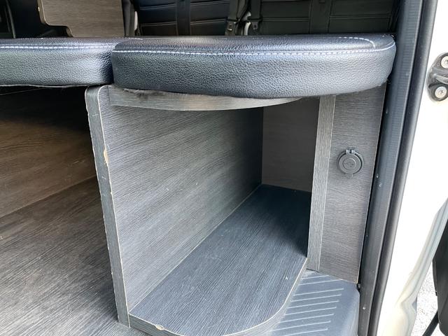 ハイエースワゴン GL ワンオーナー/FLEX内装VER1/ALPINE12.8インチモニター/ローダウン/オーバーフェンダー/フロントスポイラー/17AW/ヴァレンティLEDテールランプ/リアスポイラー/フラットベッド(5枚目)