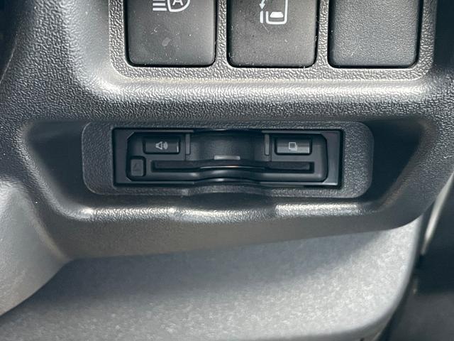 ハイエースワゴン GL ワンオーナー/FLEX内装VER1/ALPINE12.8インチモニター/ローダウン/オーバーフェンダー/フロントスポイラー/17AW/ヴァレンティLEDテールランプ/リアスポイラー/フラットベッド(55枚目)