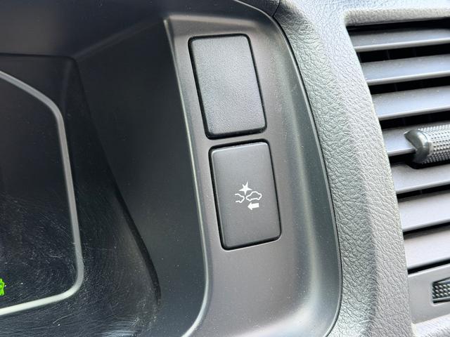 ハイエースバン スーパーＧＬ　ダークプライムＩＩ　ディーゼル／新品モデリスタフルエアロ／アルパイン１１インチＢＩＸ／新品ベッドキット／新品３Ｄシートカバー／ＫＳＦマフラーカッター／ＥＴＣ／ＫＳＦキャリパーカバー／ＤＥＬＦ０１／１８ＡＷ／ローダウン（61枚目）