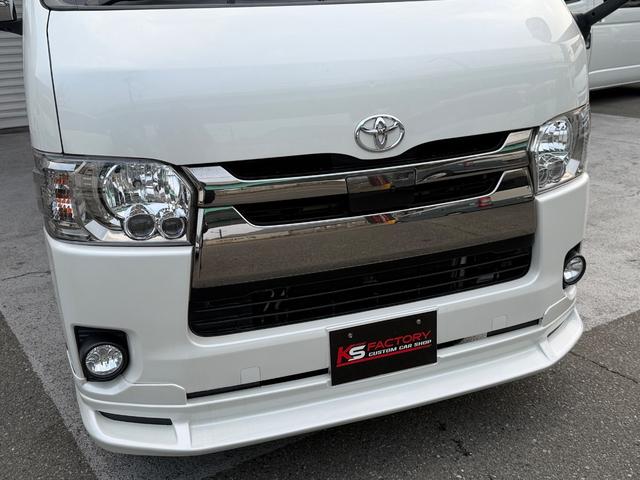 ハイエースバン