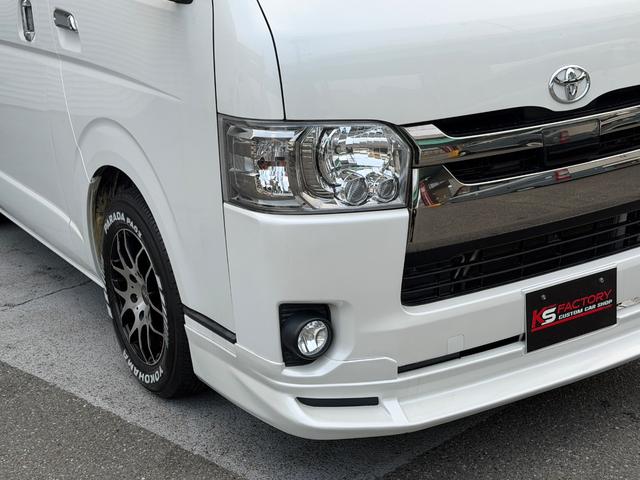 ハイエースバン