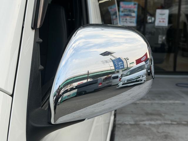 ハイエースバン