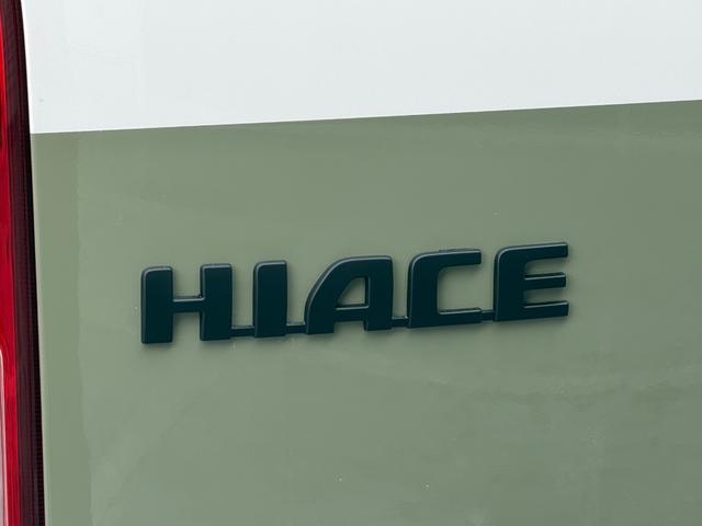 ハイエースバン