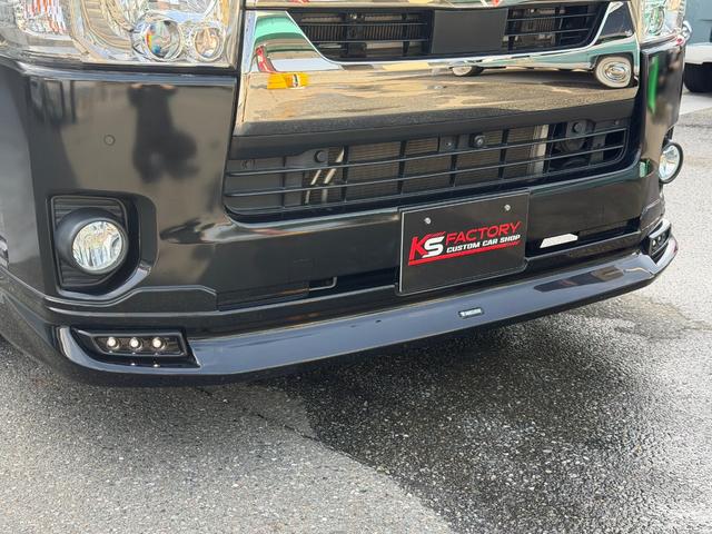 ハイエースバン