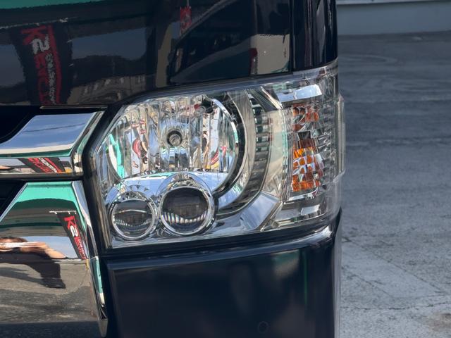 ハイエースバン