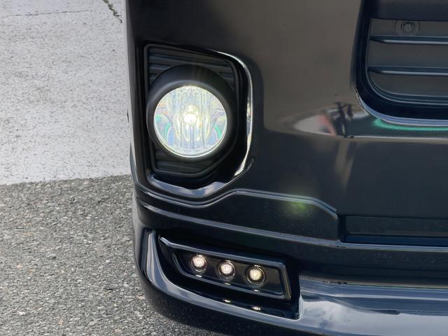 ハイエースバン