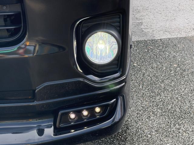 ハイエースバン