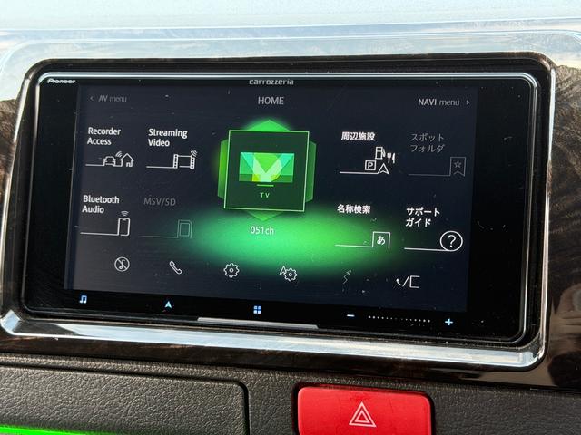 ハイエースバン