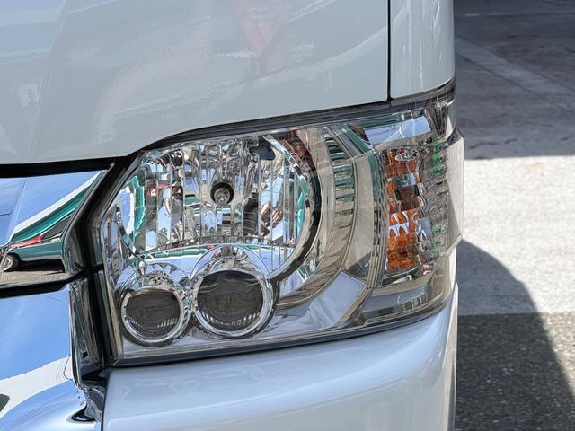 ハイエースバン