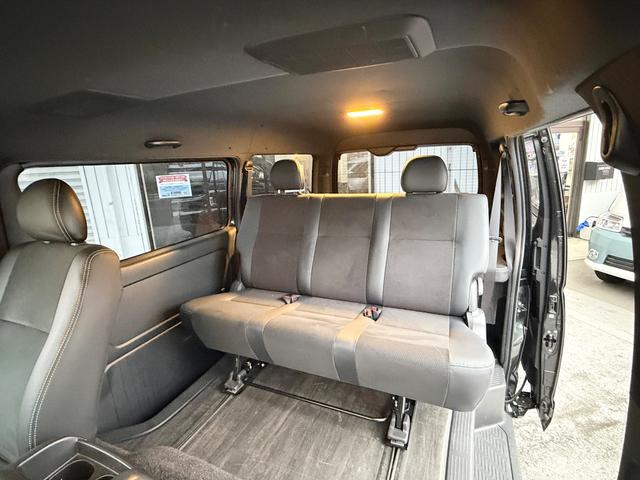 ハイエースバン