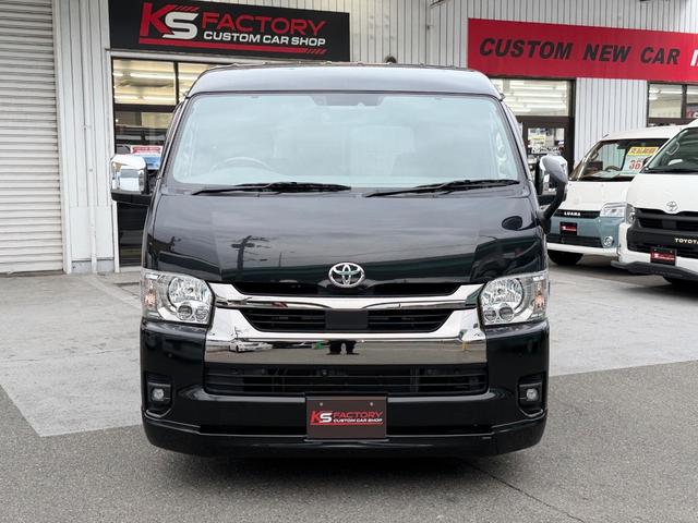 ハイエースバン