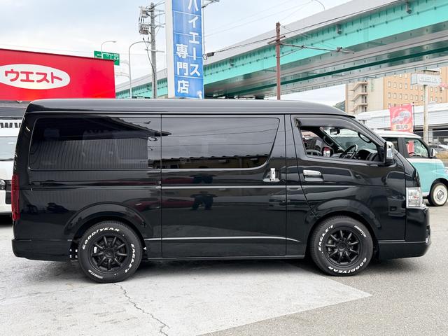 ハイエースバン