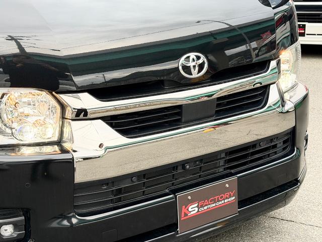 ハイエースバン