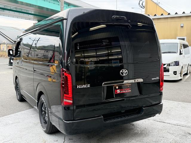 ハイエースバン