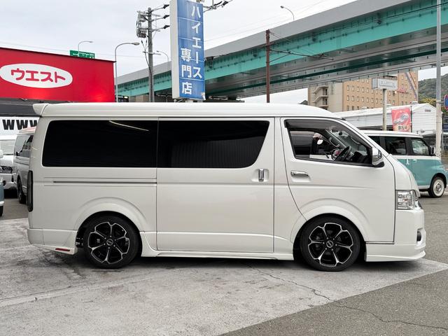 ハイエースバン