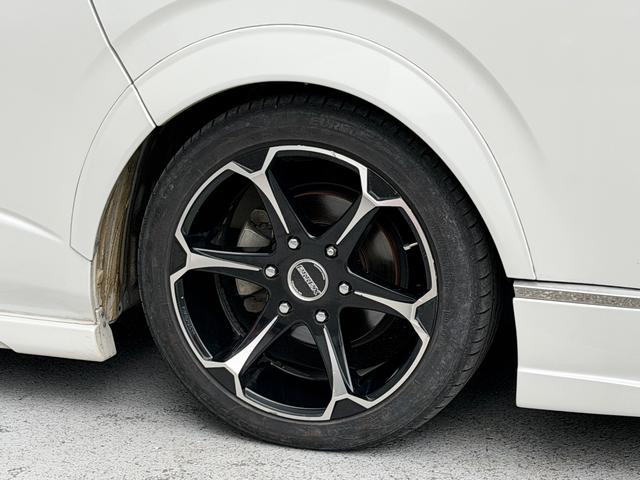 ハイエースバン