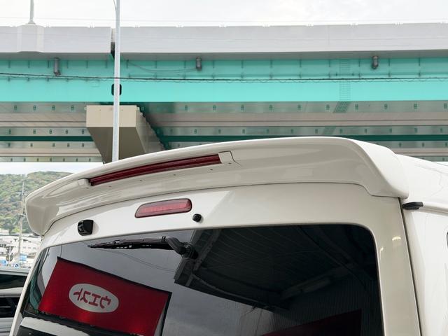 ハイエースバン