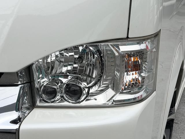 ハイエースバン