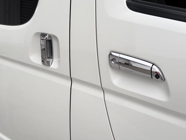 ハイエースバン