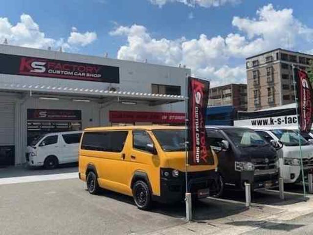 ハイエースバン