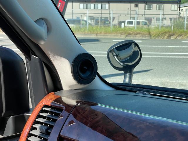 ハイエースバン
