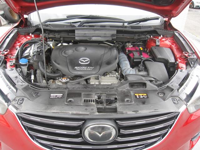 CX-5 XD Lパッケージ ディーゼルターボ/レザーシート/パワーシート/SDナビ/バックモニタ/サイドモニタ/ETC/クルーズコントロール/LEDライト/オートライト/電子Pブレーキ/シートヒーター/DVD/Bluetooth(17枚目)