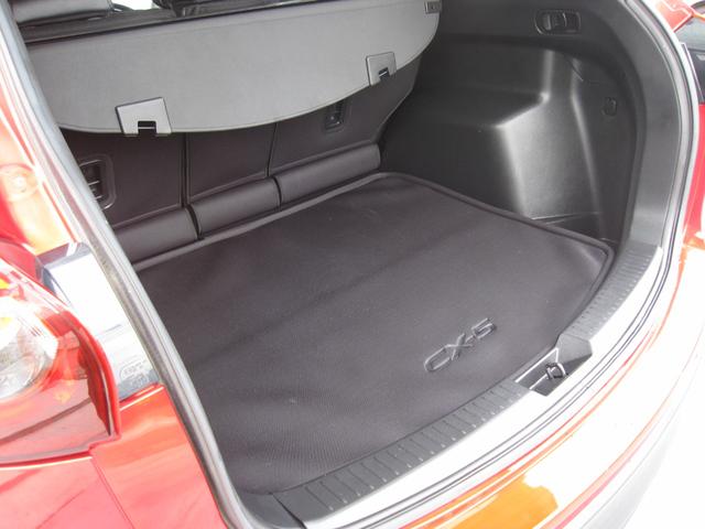 CX-5 XD Lパッケージ ディーゼルターボ/レザーシート/パワーシート/SDナビ/バックモニタ/サイドモニタ/ETC/クルーズコントロール/LEDライト/オートライト/電子Pブレーキ/シートヒーター/DVD/Bluetooth(41枚目)