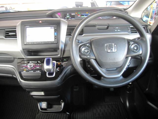 フリード+ハイブリッド ハイブリッドG ハイブリッドG(5名)/片側パワースライドドア/クルーズコントロール/ドライブレコーダー/ETC/インターナビ/バックカメラ/CD/DVD/Bluetooth/フルセグ/LEDライト/オートライト(16枚目)