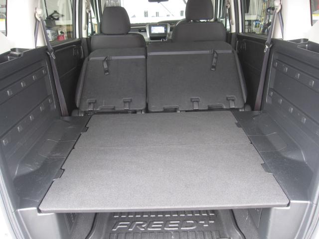 フリード+ハイブリッド ハイブリッドG ハイブリッドG(5名)/片側パワースライドドア/クルーズコントロール/ドライブレコーダー/ETC/インターナビ/バックカメラ/CD/DVD/Bluetooth/フルセグ/LEDライト/オートライト(39枚目)