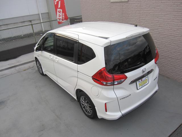 フリード+ハイブリッド ハイブリッドG ハイブリッドG(5名)/片側パワースライドドア/クルーズコントロール/ドライブレコーダー/ETC/インターナビ/バックカメラ/CD/DVD/Bluetooth/フルセグ/LEDライト/オートライト(42枚目)