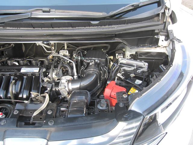 フリード+ハイブリッド ハイブリッドG ハイブリッドG(5名)/片側パワースライドドア/クルーズコントロール/ドライブレコーダー/ETC/インターナビ/バックカメラ/CD/DVD/Bluetooth/フルセグ/LEDライト/オートライト(50枚目)