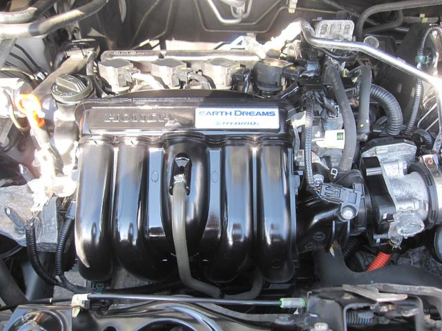 フリード+ハイブリッド ハイブリッドG ハイブリッドG(5名)/片側パワースライドドア/クルーズコントロール/ドライブレコーダー/ETC/インターナビ/バックカメラ/CD/DVD/Bluetooth/フルセグ/LEDライト/オートライト(51枚目)