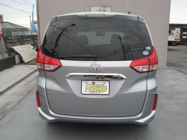 フリード Ｇ・ホンダセンシング　両側パワースライドドア／クルーズコントロール／ＳＤナビ／バックモニタ／ＣＤ／ＤＶＤ／Ｂｌｕｅｔｏｏｔｈ／フルセグ／ＥＴＣ／ドライブレコーダ／キーレス／スマートキー／アイドリングストップ／ＥＣＯＮ（3枚目）