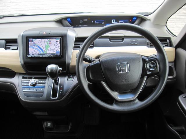 フリード Ｇ・ホンダセンシング　両側パワースライドドア／クルーズコントロール／ＳＤナビ／バックモニタ／ＣＤ／ＤＶＤ／Ｂｌｕｅｔｏｏｔｈ／フルセグ／ＥＴＣ／ドライブレコーダ／キーレス／スマートキー／アイドリングストップ／ＥＣＯＮ（16枚目）