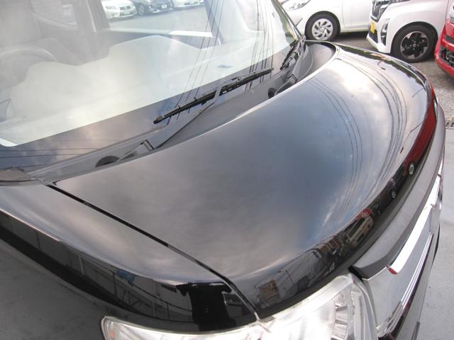 しっかり閉まる＆塗装もキレイ！エンジンルームの状態もチェック済み◎