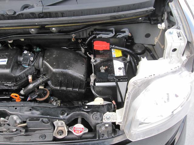 納車前にエンジンルームも徹底整備＆清掃！見た目も中身もキレイに保たれており、安心してお乗りいただけます♪