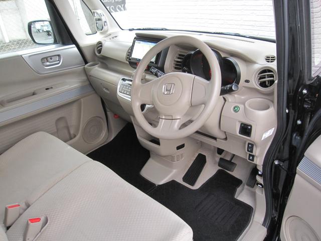 広々とした快適空間＆しっかりした座り心地で、長距離もラクラク♪