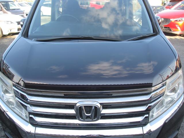 しっかり閉まる＆塗装もキレイ！エンジンルームの状態もチェック済み◎