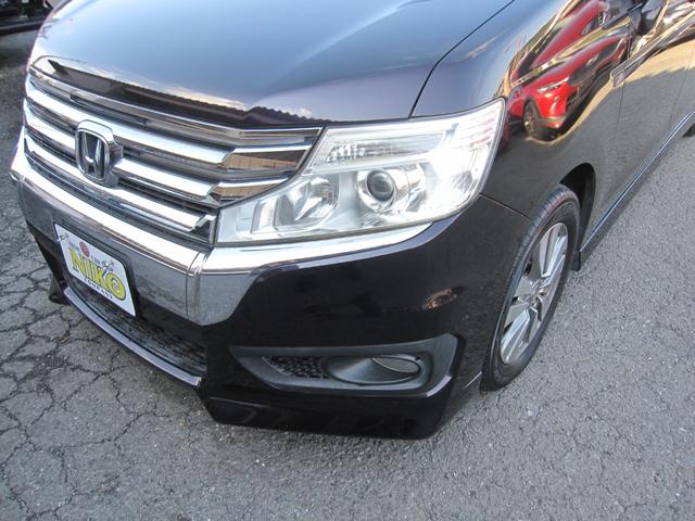 ヘッドライトのくすみや黄ばみをしっかり磨き上げ済み！見た目がぐっとキレイで、夜間の視認性もアップ♪