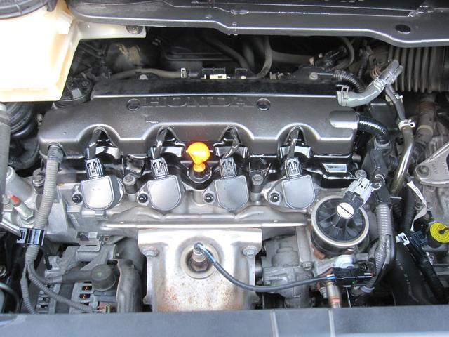 納車前にエンジンルームも徹底整備＆清掃！見た目も中身もキレイに保たれており、安心してお乗りいただけます♪