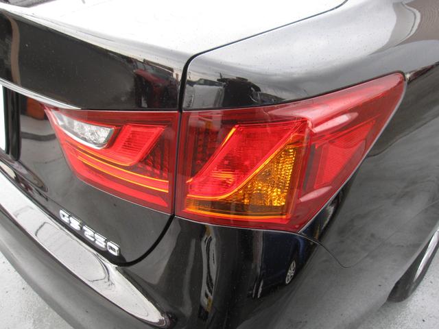 ＧＳ ＧＳ２５０　ＨＤＤナビ／ＣＤ／ＤＶＤ／Ｂｌｕｅｔｏｏｔｈ／ＥＴＣ／ＡＷ／ＭＴモード／オートライト／クルーズコントロール／電子Ｐブレーキ／バックモニタ／前後ドラレコ／フォグランプ／スマートキー／ＨＩＤ／パワーシート（39枚目）