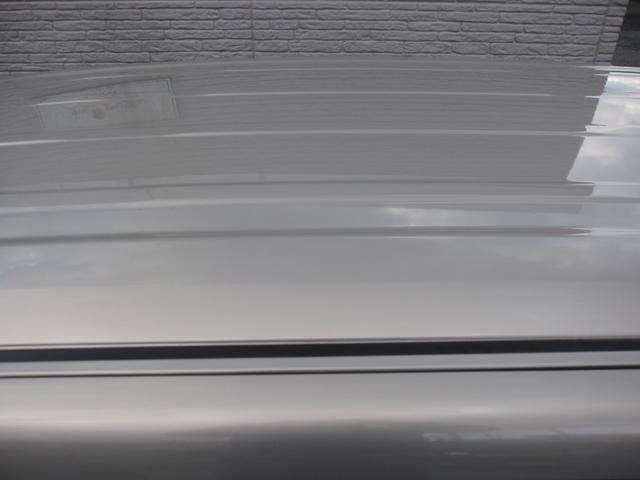 �ԑ̏㕔�i���[�t�j�����J�ɖ����ς݁I���Ă��≘�����菜���A�s�J�s�J�̎d�オ��ŁA�O�ς�����ɔ������Ȃ��Ă��܂���