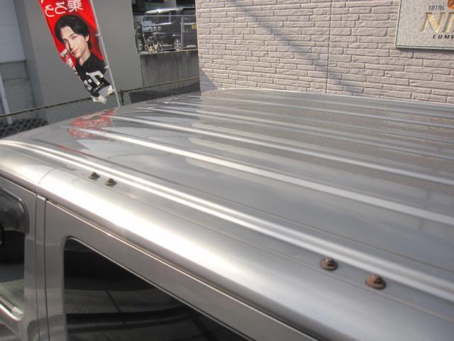 �ԑ̏㕔�i���[�t�j�����J�ɖ����ς݁I���Ă��≘�����菜���A�s�J�s�J�̎d�オ��ŁA�O�ς�����ɔ������Ȃ��Ă��܂���