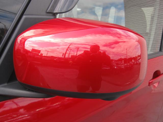 �{�^���ЂƂŃ~���[��܂肽���߂āA�������ԏ�ł����S�I�L�[�A���Ŏ����i�[�ł���Ԏ������܂���