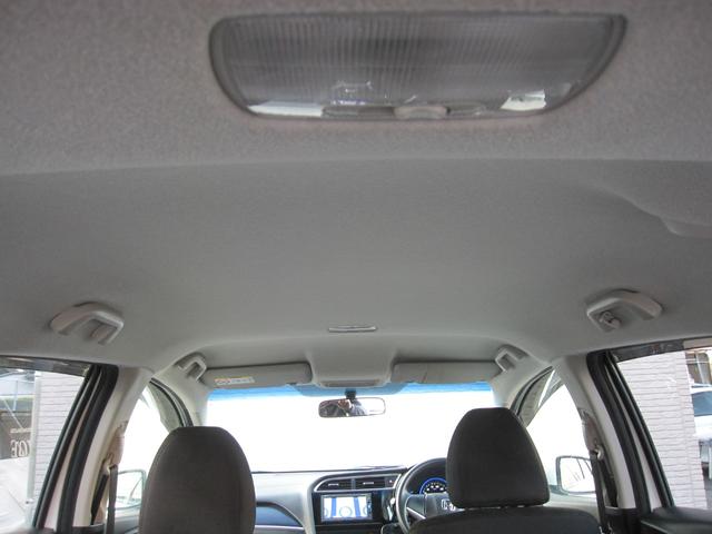 シャトル ハイブリッド　キーレス／スマートキー／プッシュスタート／アイドリングストップ／電動格納ドアミラー／インターナビ／ＣＤ／ＤＶＤ／Ｂｌｕｅｔｏｏｔｈ／ワンセグ／ＥＴＣ／ＥＣＯＮ／バックモニタ／フルフラット／社外ＡＷ（12枚目）